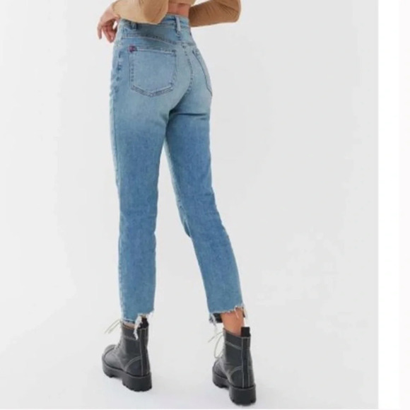 New with tags BDG girlfriend high rise jeans size 24 - Picture 1 of 4